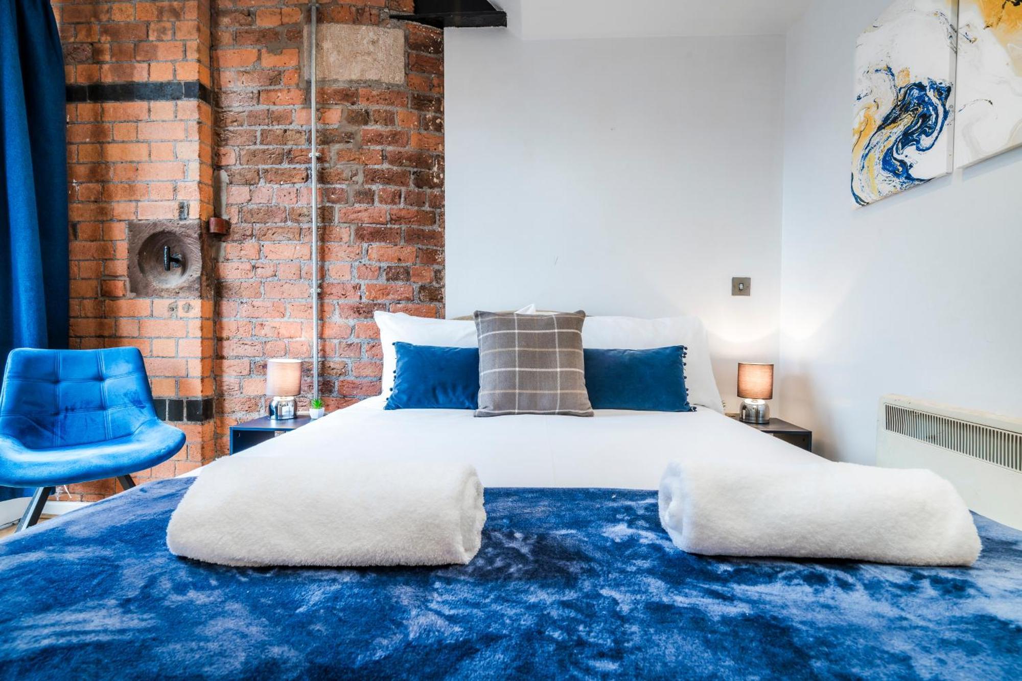 Cavern Quarters, Beautiful Two Bedroom City Centre Apartment By Garudy Serviced Apartments And Short Lets - Perfect For Longer Stays Ливърпул Екстериор снимка