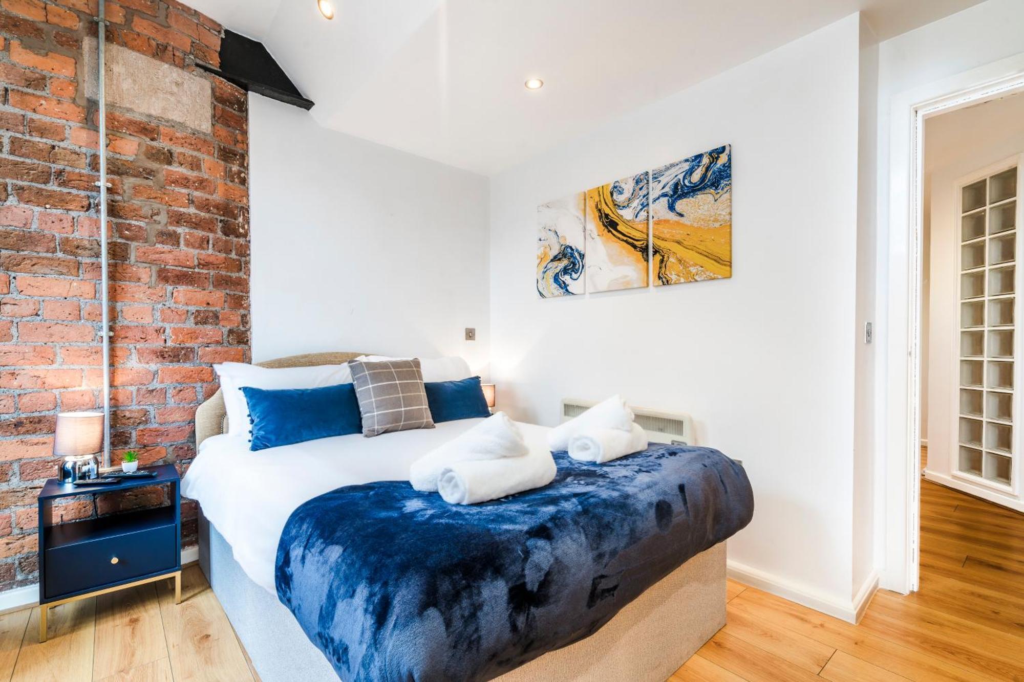 Cavern Quarters, Beautiful Two Bedroom City Centre Apartment By Garudy Serviced Apartments And Short Lets - Perfect For Longer Stays Ливърпул Екстериор снимка