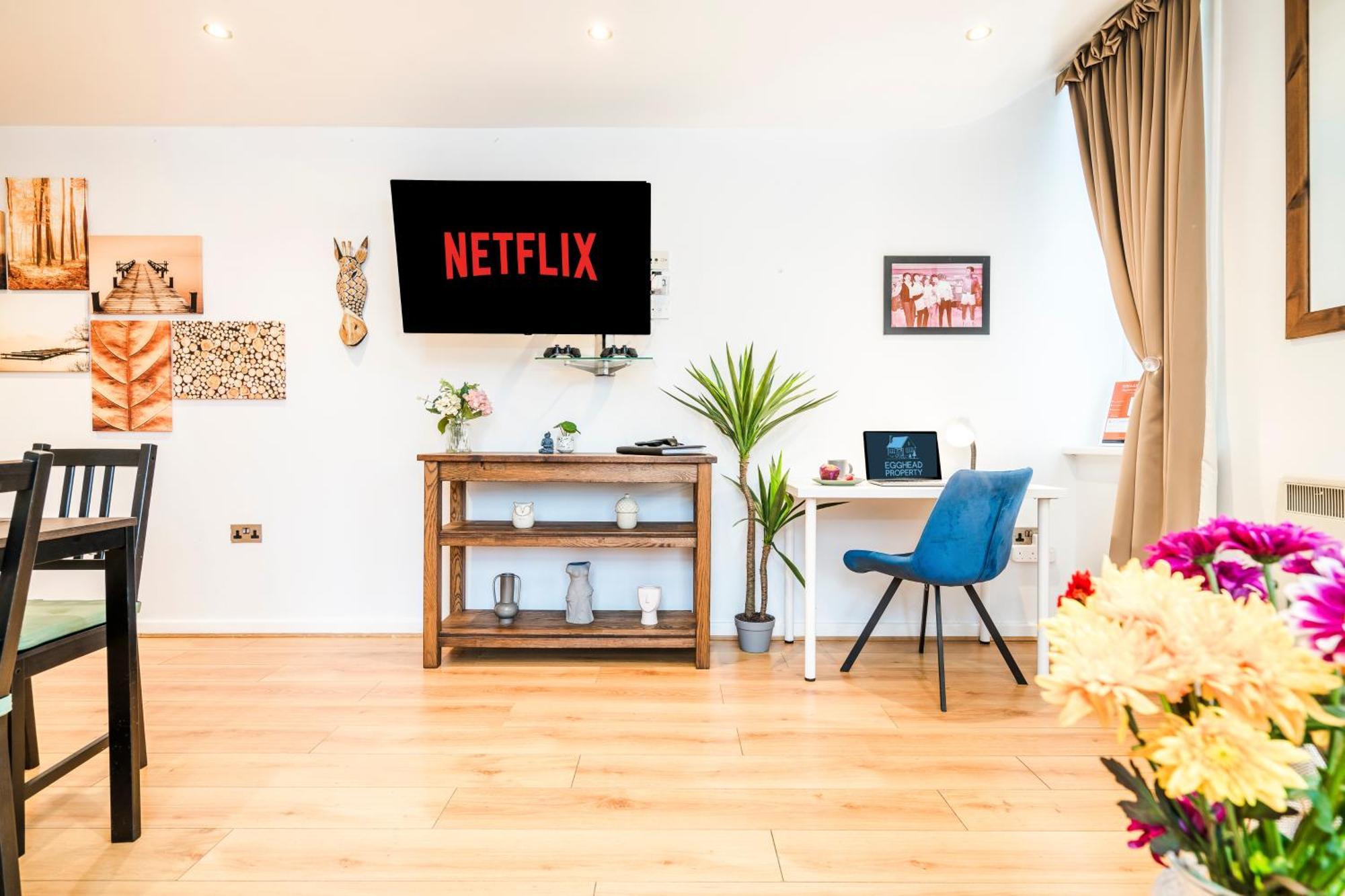 Cavern Quarters, Beautiful Two Bedroom City Centre Apartment By Garudy Serviced Apartments And Short Lets - Perfect For Longer Stays Ливърпул Екстериор снимка